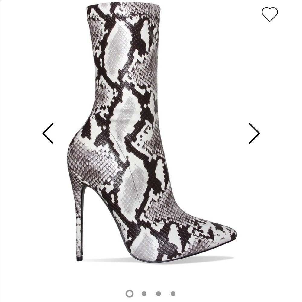 Simmi Snakeskin boots - Picture 2 of 7